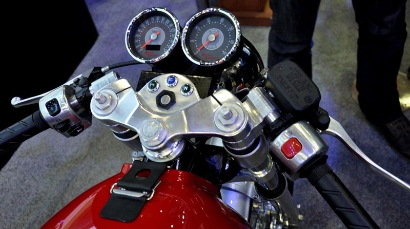 Новый мотоцикл Royal Enfield 535 Cafe Racer 2014