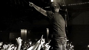Papa Roach - Still Swingin' (Live In Europe)
