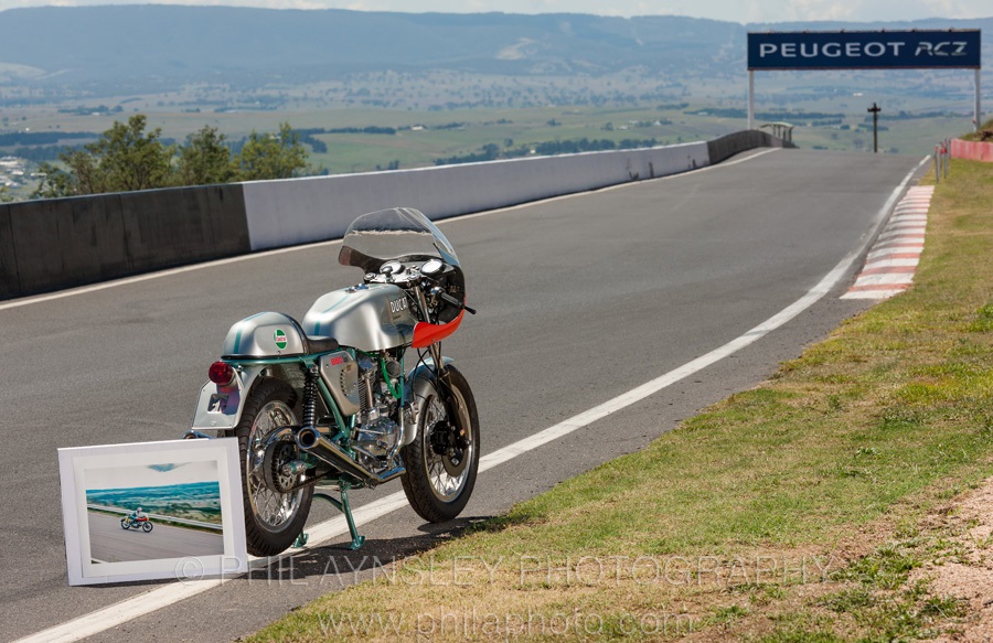 Копия мотоцикла Ducati 860SS 1975