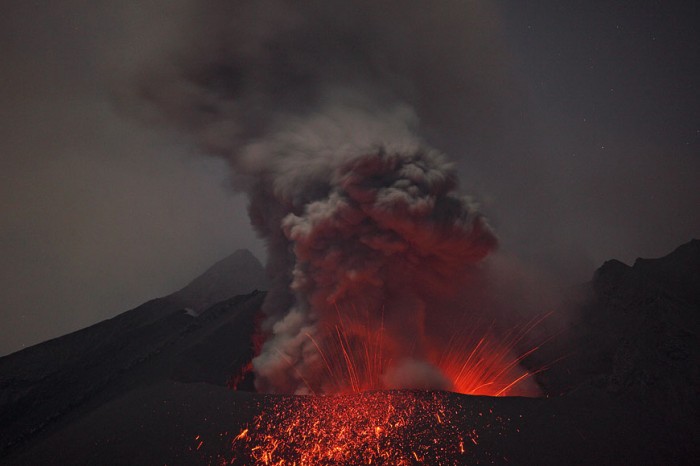 Извержение вулкана Сакурадзима в Японии